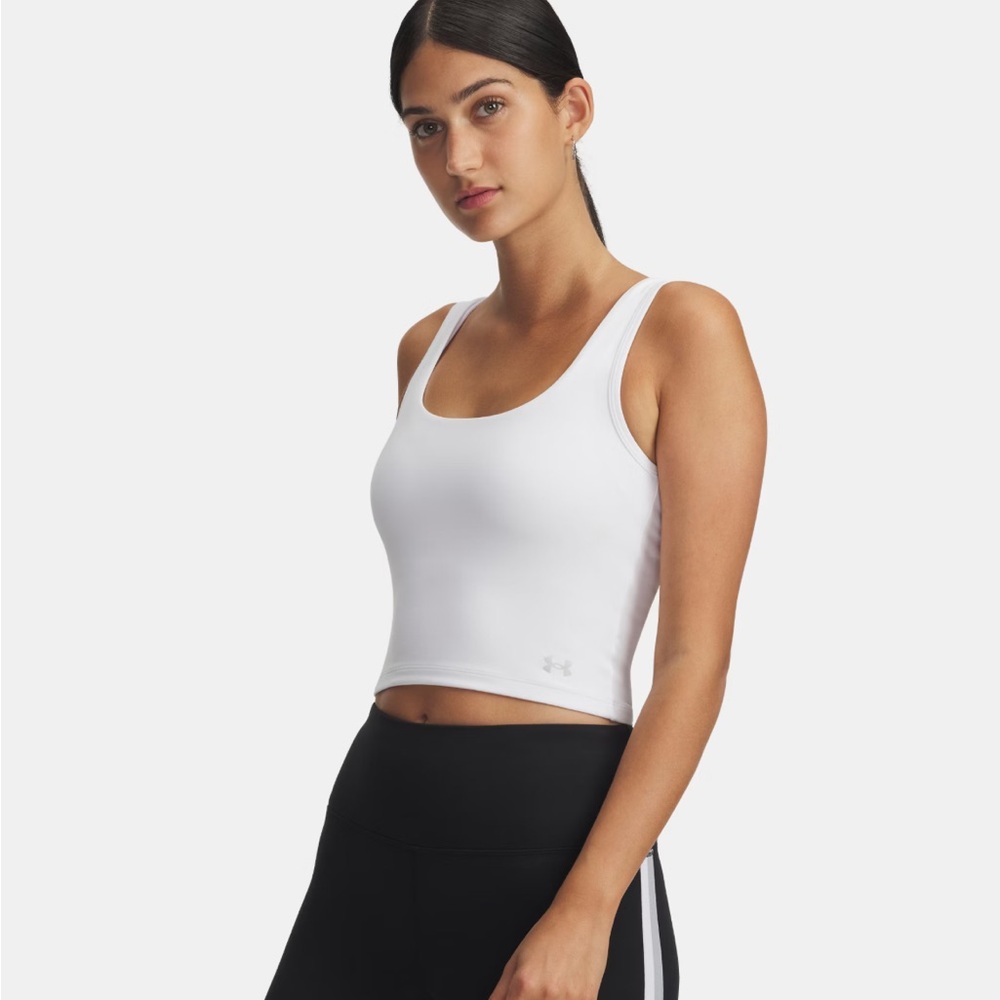 Under Armour motion crop tank